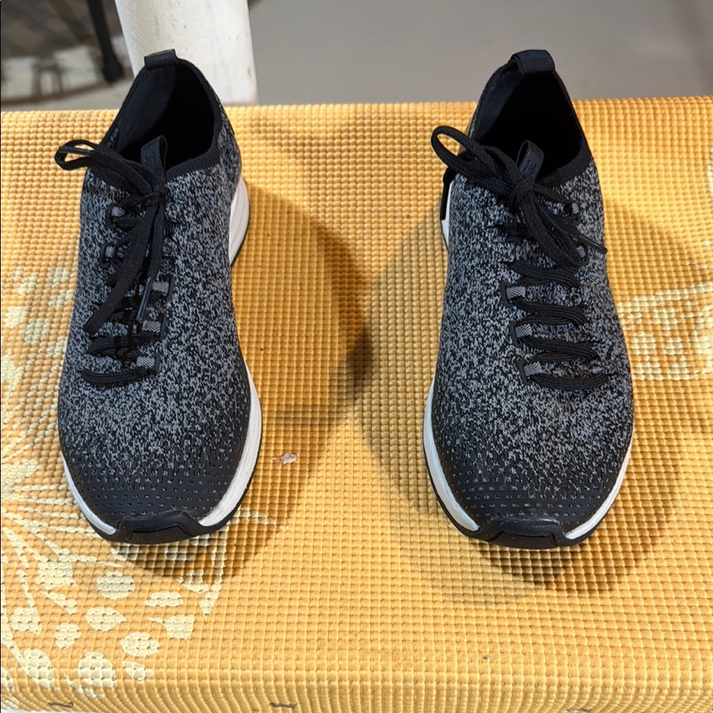 Under Armour Black and Gray Athletic Shoes